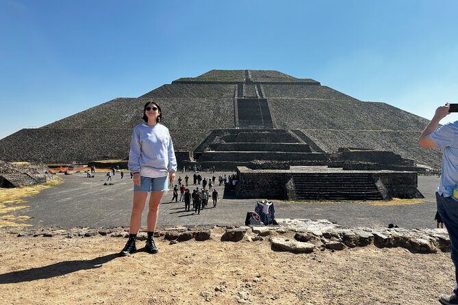 Teotihuacan Tour with Basilica of Guadalupe and Tlatelolco - Hotel pickup, timing, and the reality of morning traffic