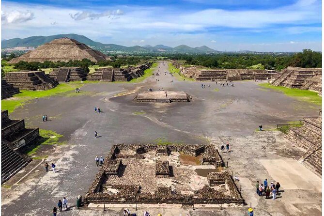 Teotihuacan Tour with Transportation & Food (PRIVATE OPTION) - Sun Pyramid and Moon Pyramid: The Highlights You’ll Want to See (and Why)