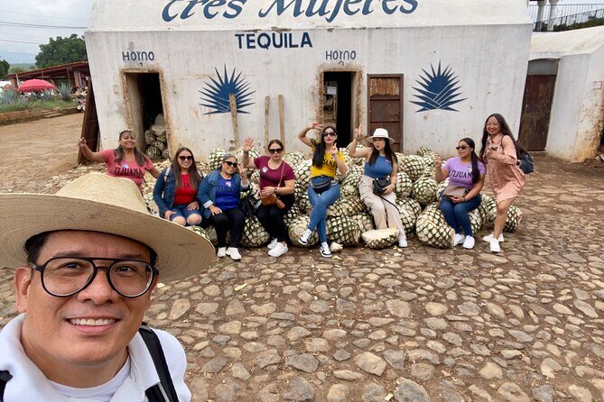 Tequila/Guachimontones Tour-cultural heritage route - The small-group feel: why the guide matters