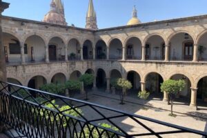 Tequila Premium Tour Destination Agave - Pickup at 10:00 AM and How the Private Transport Feels