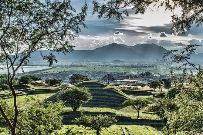 The Fire TOUR - Pyramids, Volcanoes, Agaves & Tequila - Tequila Town Plaza Time: Colonial Streets, Shops, and Real Breaks