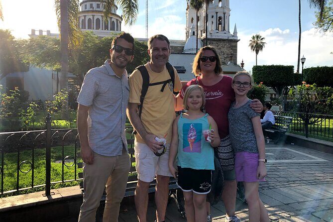 Tlaquepaque and Tonala Private Full-Day Tour - A private Guadalajara day that mixes real life with craft