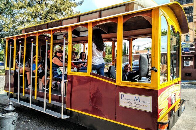 TLAQUEPAQUENSE DAY, Tram + Workshops + Gastronomy - Craftsman House Tlaquepaque: buy something small before you commit