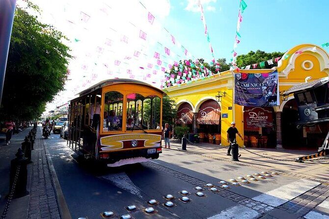 TLAQUEPAQUENSE DAY, Tram + Workshops + Gastronomy - tlaquejarros and the Cantarito moment: citrus, salt, and tequila