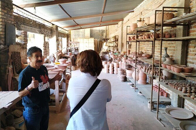 Tonalá and Tlaquepaque Tour: Private Mexican Pottery Experience - El Parián de Tlaquepaque: the cantina-style break