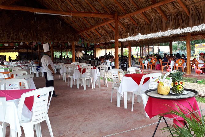 Tour from Cancun to Chichen Itza with cenote food and Valladolid - Valladolid Center Stop: A Quick Look at Colonial Yucatán