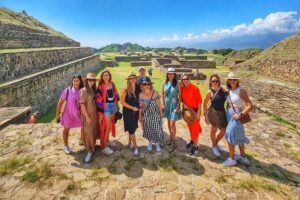 Tour Monte Albán, Hierve el agua, Teotitlán Del Valle and Mezcal - Getting started: pickup, timing, and how the day flows
