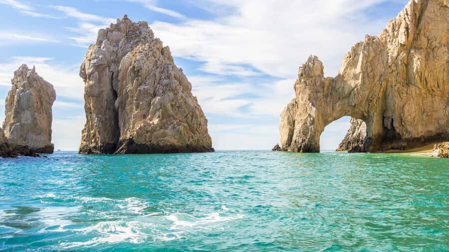 Tour the Arch of Cabo San Lucas and head down to Playa del Amor - Sea lions and marine life: how to see them without crowding