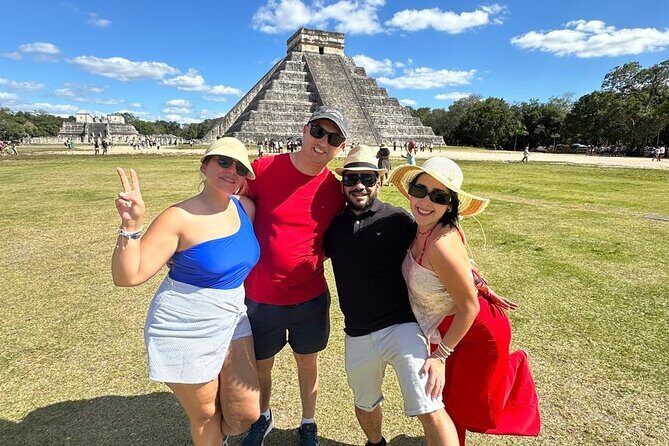 Tour to Chichen Itza-Tickets, food and cenote - Saamal Cenote: swimming with instructions and built-in comfort