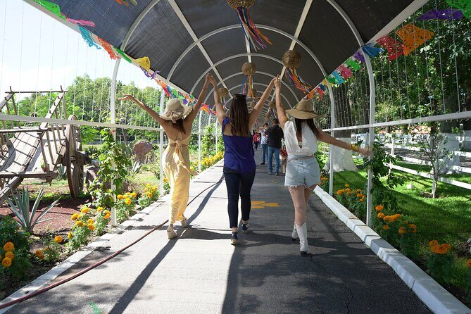 Tour to Lake Chapala, MAGIC TOWN of Ajijic from Guadalajara - Chapala Promenade and Piers: Voladores de Papantla and Food You’ll Want to Try