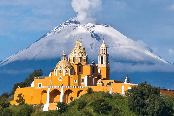 Tour to Puebla and Cholula - The day plan: Puebla’s Zócalo first, then Cholula