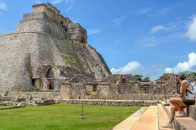 Tour to Uxmal Kabah and Chocolate Museum from Mérida - Kabah After Uxmal: A Smaller Puuc Religious Center Worth the Second Stop