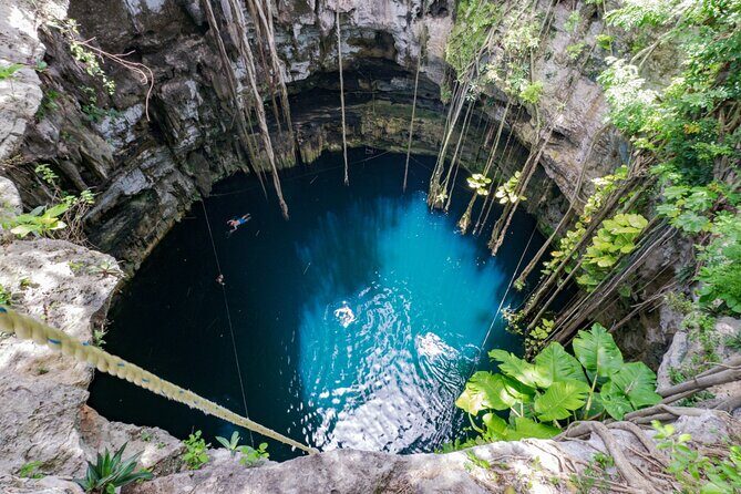 Tour Valladolid, Cenote Suytun and Cenote Oxman from Mérida - Valladolid in 90 minutes: Cathedral, convent, friars’ causeway, and smart free time