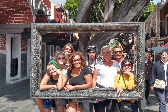 Town walking tour of the city - Palafoxiana Library and Callejón de los Sapos: books and toad legends