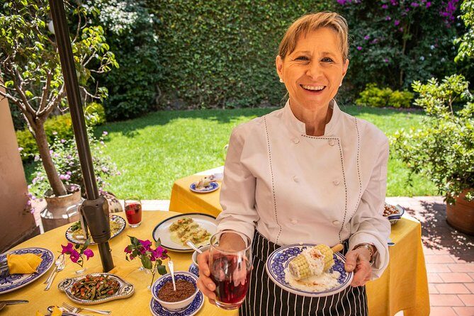 Traditional Cooking Class in Mexico City at Margarita's Home - Soup lesson: creamy chorizo-bean or tortilla soup