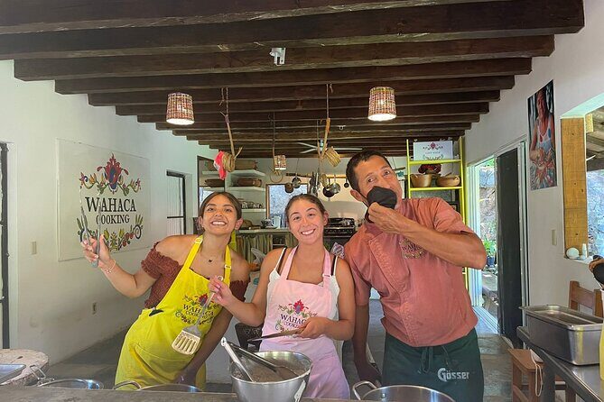 Traditional Mexican Cooking Class - Wahaca Cooking Classes: A Comfortable Outdoor Kitchen and Real Work