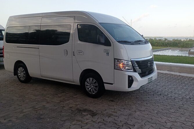 Transfer from Cancun airport to Cancun hotel zone 1 to 8 people - Vehicle Comfort for Up to 8 People (and Why It’s Not an SUV)