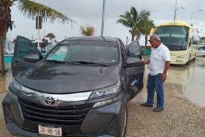 Transfer from Puerto de Chiquila to Cancun Airport - Meeting at Estacionamiento Cirilo’s: Find the Driver Fast