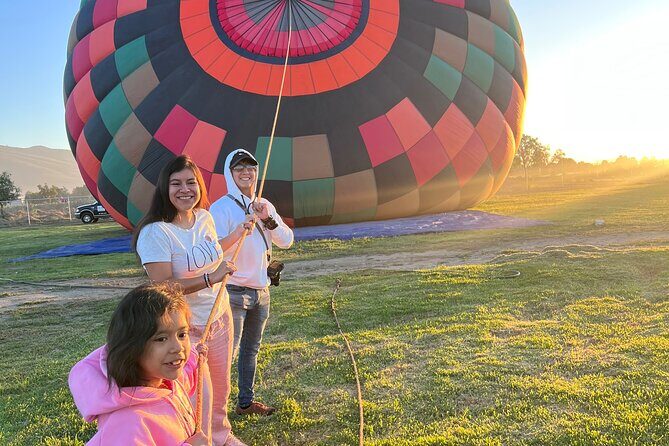 Transportation and Hot Air Balloon Flight Teotihuacán - The flight itself: 40–60 minutes over the Valley of the Gods