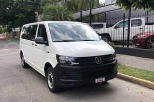 Traslados Privados del Aeropuerto de Cancun a Playa del Carmen - Finding your driver fast: sign, reservation number, and flight tracking