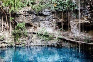 Tulum and Cenote Casa Tortuga Day Trip - Tulum ruins: a guide, then time to explore on your own