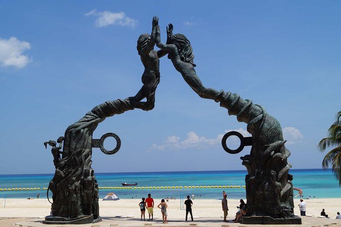Tulum, Cenote and Playa del Carmen from Cancun - Quinta Avenida in Playa del Carmen: shopping time with room to breathe