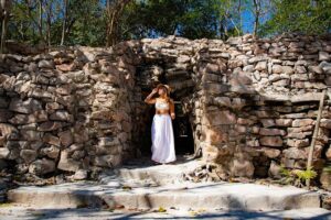 Tulum Guided Tour, Magical Cenote, Lagoon Snorkeling and Beachside Lunch - Cenote el Sueño: Brisk Cave Swim, Life Jacket Comfort, and No-Device Rules