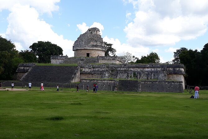 Tulum to Chichen Itza - Private Round-Trip Transfer - Arriving at Chichén Itzá: Exploring on Your Own Terms