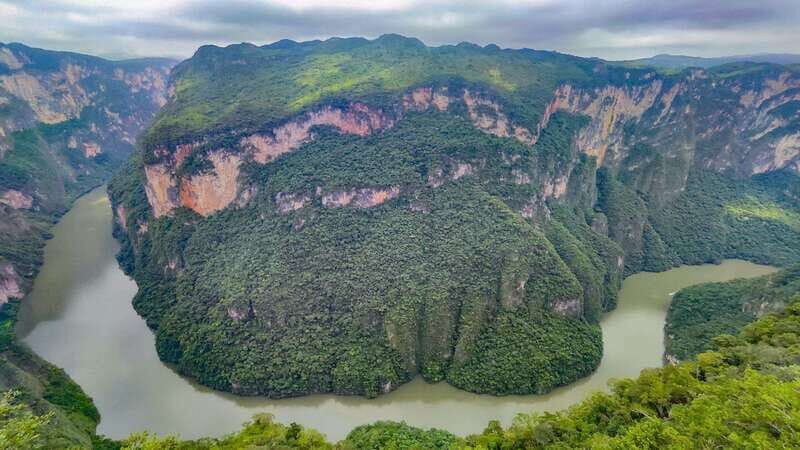 Tuxtla Gutierrez: Sumidero, Chiapa de Corzo and Miradores - The Mudejar Fountain Stop and Chiapa de Corzo Reset