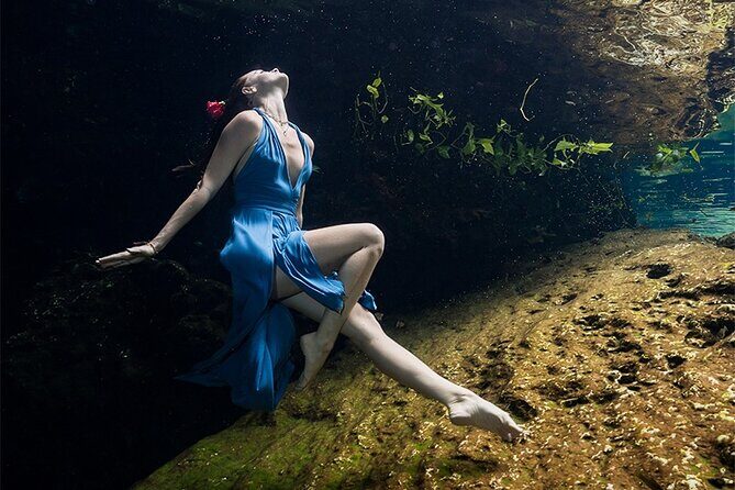 Underwater Photo Shoot Experience in Cenote - Posing and breath-holding, without the stress