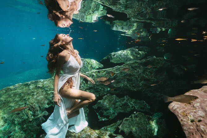 Underwater Photo Shoot Experience in Cenote - Photos and video: what you’ll actually receive