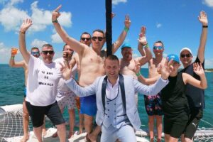 Unforgettable Catamaran Journey: Cancun to Isla Mujeres! - Snorkeling stop: included gear and how to make it enjoyable