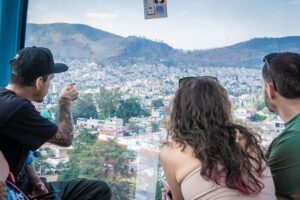 Unique cablecar experience, pulque tasting &unbeatable views - Stop 1: Cablebus Indios Verdes to the Outskirts Barrio