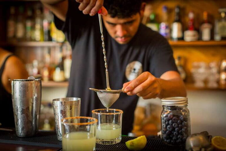 Vallarta: Mexology Tacos & Tequila Tour - The taco crawl: how the food portion really works