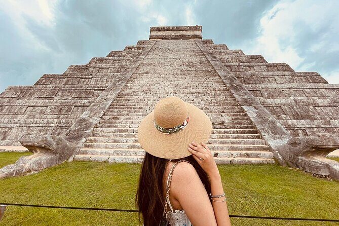 VIP Chichen Itza Private Tour - Luxury Car - VIP Chichén Itzá: why the early start changes everything
