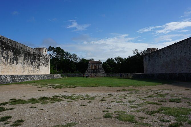 VIP Chichen Itza Private Tour - Luxury Car - Logistics that matter on a 10-hour private day