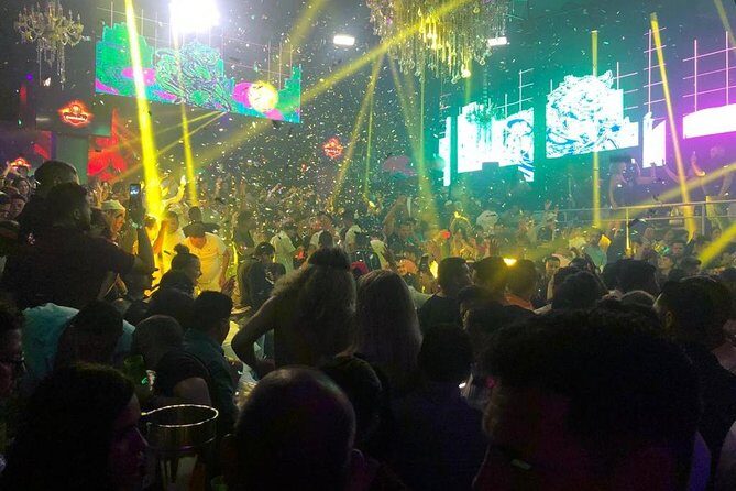 VIP Nightclub Tour in Puerto Vallarta - How this VIP nightclub tour runs (and why the timing matters)