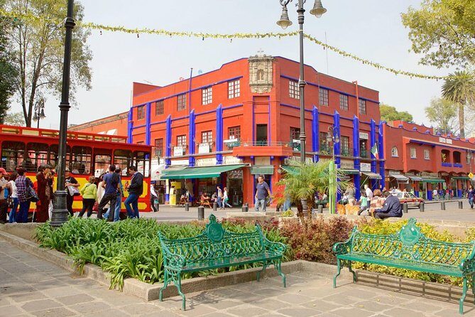 Visit to Xochimilco, Coyoacán and Ciudad Universitaria - Best For Who (And Not For Who)