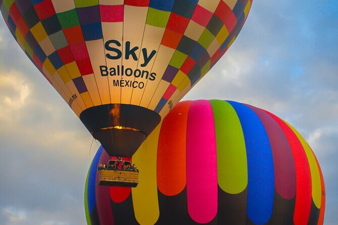 Vuelo amanecer: globo aerostático con Sky Balloons México - The Landing Moment: Toast With the Captain and a Certificate Keepsake