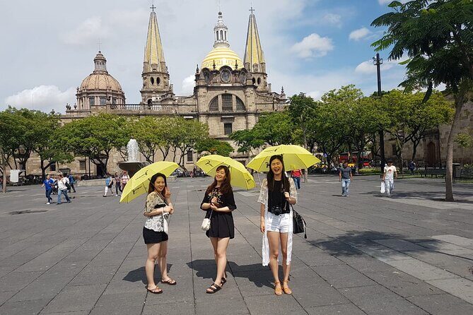 Walk Guadalajara! - Where you start and end: from a museum block to San Juan de Dios