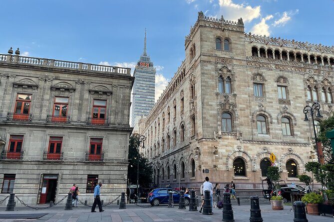 Walking Tour in Mexico City for Exploring their Cultural Heritage - Price Value: Getting a Lot of Landmarks for $25