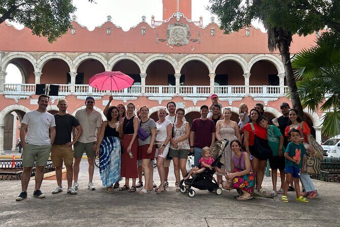 Walking Tour in the City of Mérida - Stop 7: Palacio de Gobierno and Fernando Castro Pacheco’s Murals
