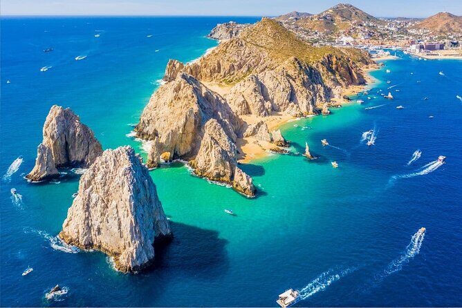 Whale Watching and Cabo San Lucas Arch - Crew, language, and the photo moment at the arch