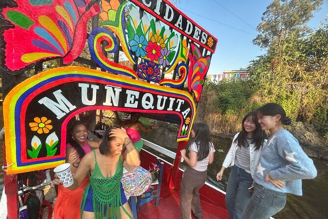 Xochimilco BOAT LIGHT PARTY WITH 1 DRINK AND 4 TAQUITOES + 18 - Xochimilco Boat Light Party: What the 2 Hours Feels Like