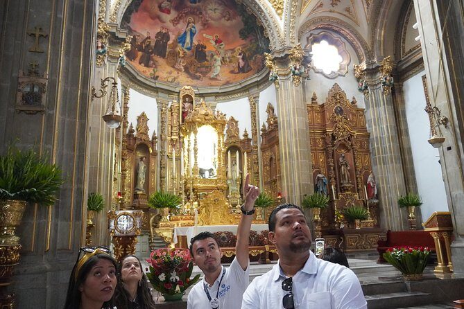 Xochimilco & Coyoacan with Frida Kahlo Private Tour - Xochimilco and the trajinera ride: canals, vendors, and that unusual floating energy