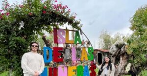 Xochimilco : Island of the dolls, tequila and mezcal CDMX - The boat ride: views plus local context (not a loud party)