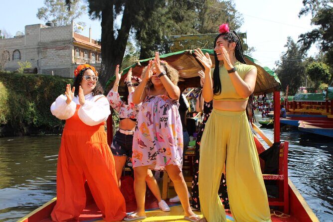 Xochimilco & Mexican Party with Guacamole & Unlimited Drinks - Guacamole Contest: How It Works and Why It’s the Best Part