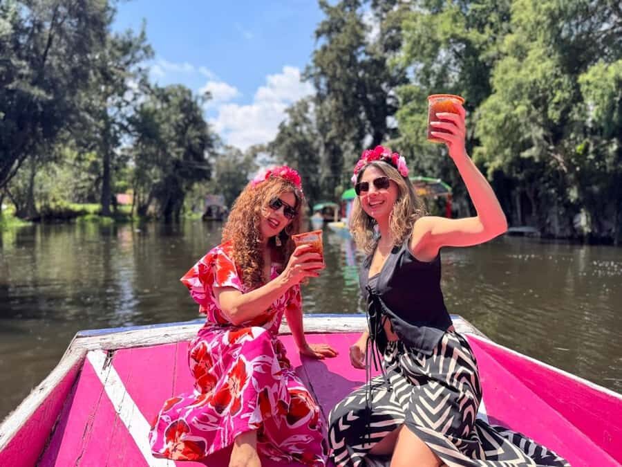 Xochimilco Mezcal Party: Culture, Flavor, and Fiesta - Your 2-hour plan: meeting point to chinampa break