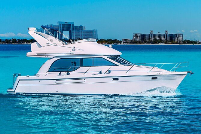 Yacht Meridian 40FT Best Private Rental in Cancun - Price math: what $265.83 really buys (and the cash dock fee)