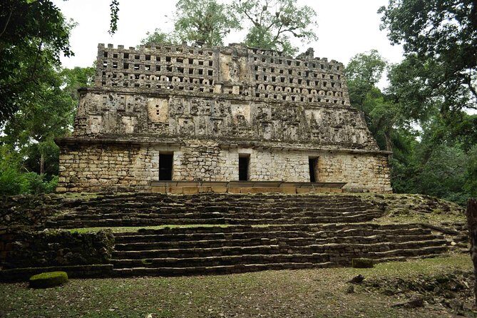 Yaxchilan and Bonampak Archaeological Zone - Bonampak: painted walls and the feeling of being in the jungle